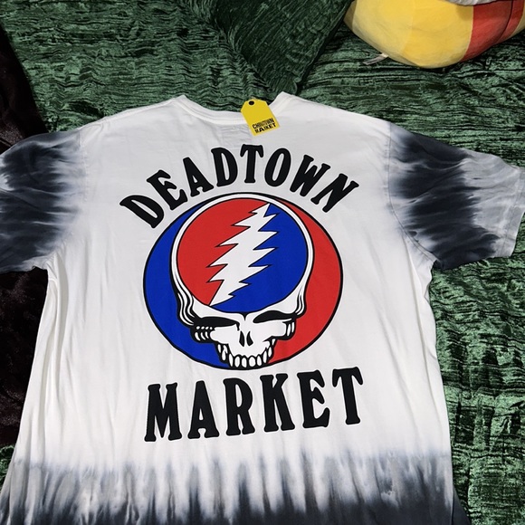 Chinatown market red, white and blue deadtown T-shirt new with tags perfect - Picture 5 of 6